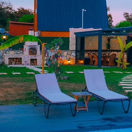 וילה Medasuite Stone House With Detached Pool Kandira