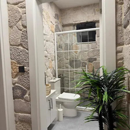 וילה Medasuite Stone House With Detached Pool