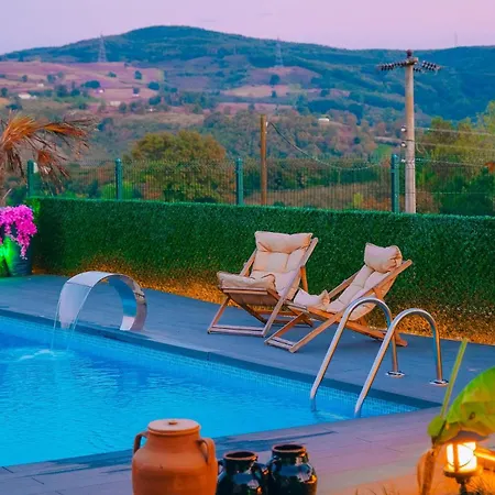 Medasuite Stone House With Detached Pool *