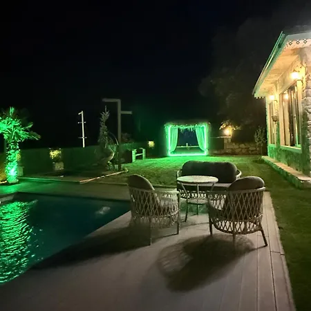 Medasuite Stone House With Detached Pool