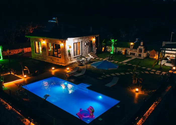 Medasuite Stone House With Detached Pool Villa