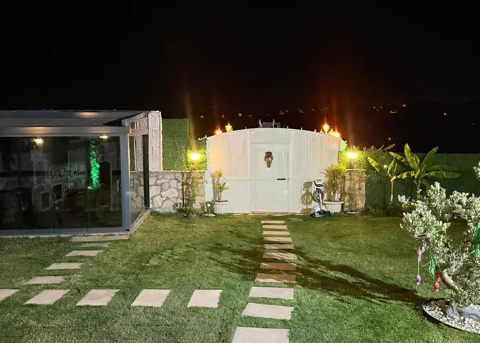 Medasuite Stone House With Detached Pool *