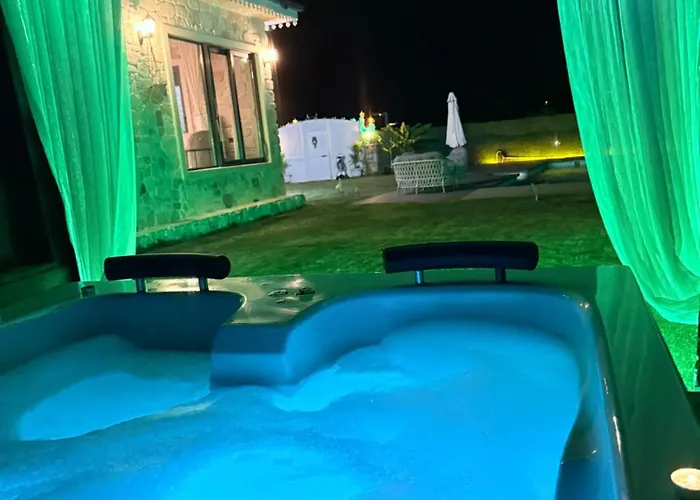 Medasuite Stone House With Detached Pool * Kandıra