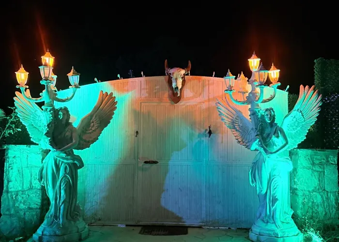 Medasuite Stone House With Detached Pool Villa