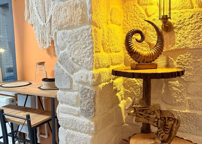 Medasuite Stone House With Detached Pool Villa *