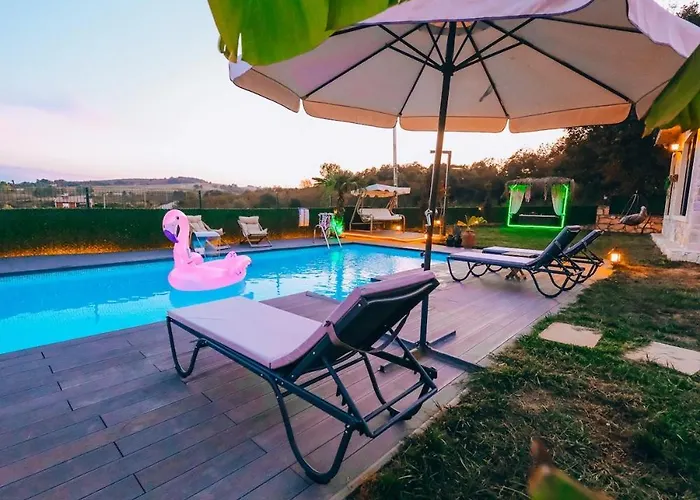 Medasuite Stone House With Detached Pool Villa *