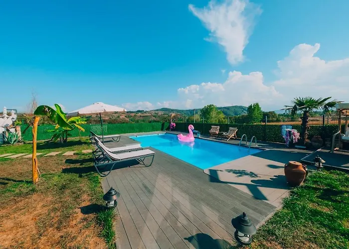 Medasuite Stone House With Detached Pool *